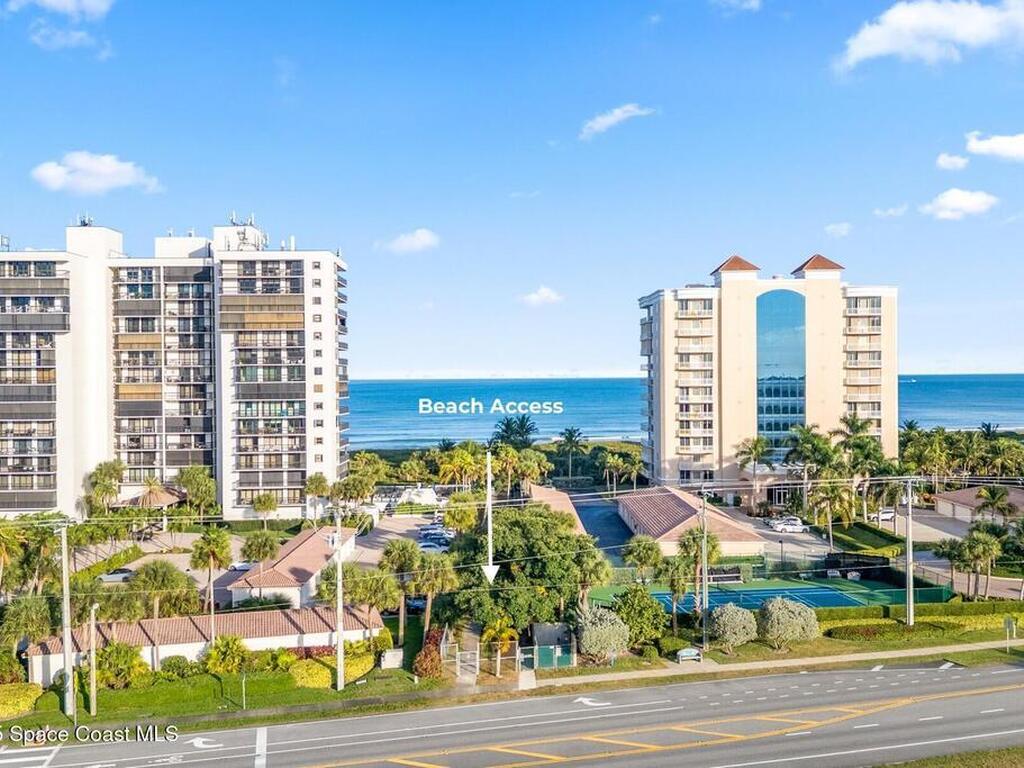 2020 Lynx Drive, Hutchinson Island, FL 34949