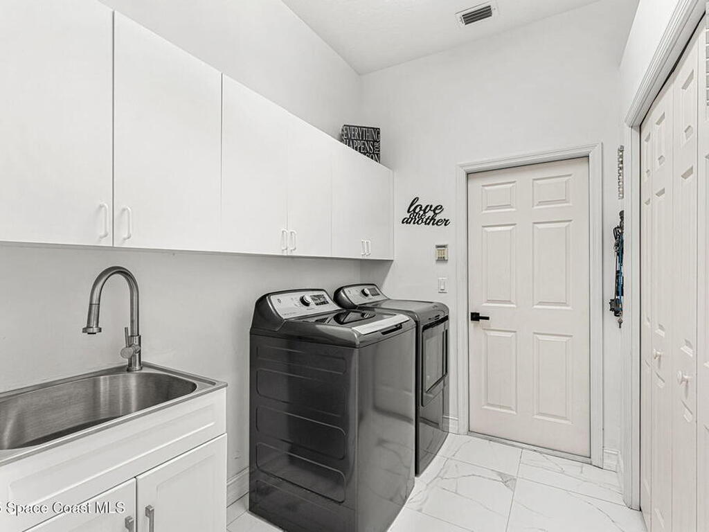 227 Loggerhead Drive, Melbourne Beach, FL 32951