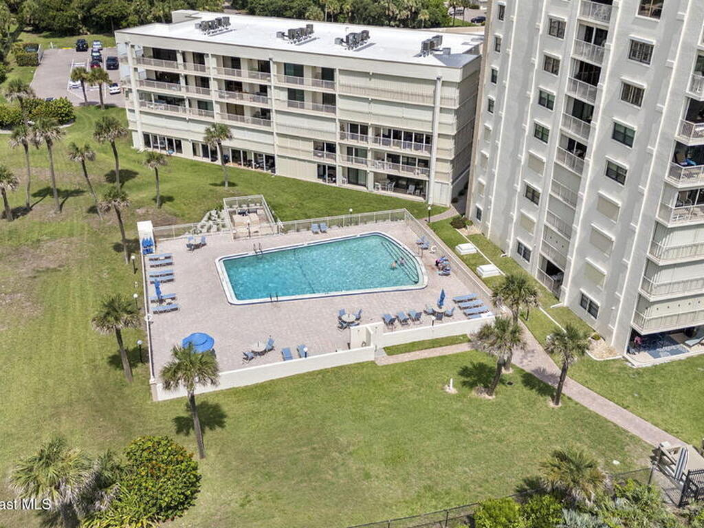 820 N Atlantic Avenue, Cocoa Beach, FL 32931