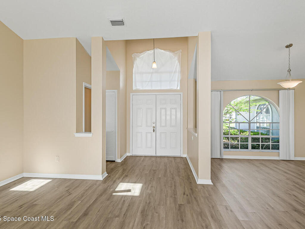1050 Fieldstone Drive, Melbourne, FL 32940
