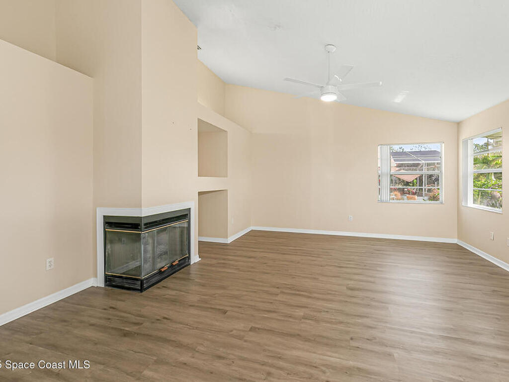 1050 Fieldstone Drive, Melbourne, FL 32940
