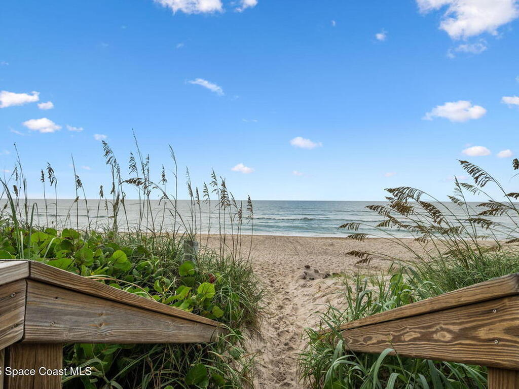 180 Ibis Drive, Melbourne Beach, FL 32951