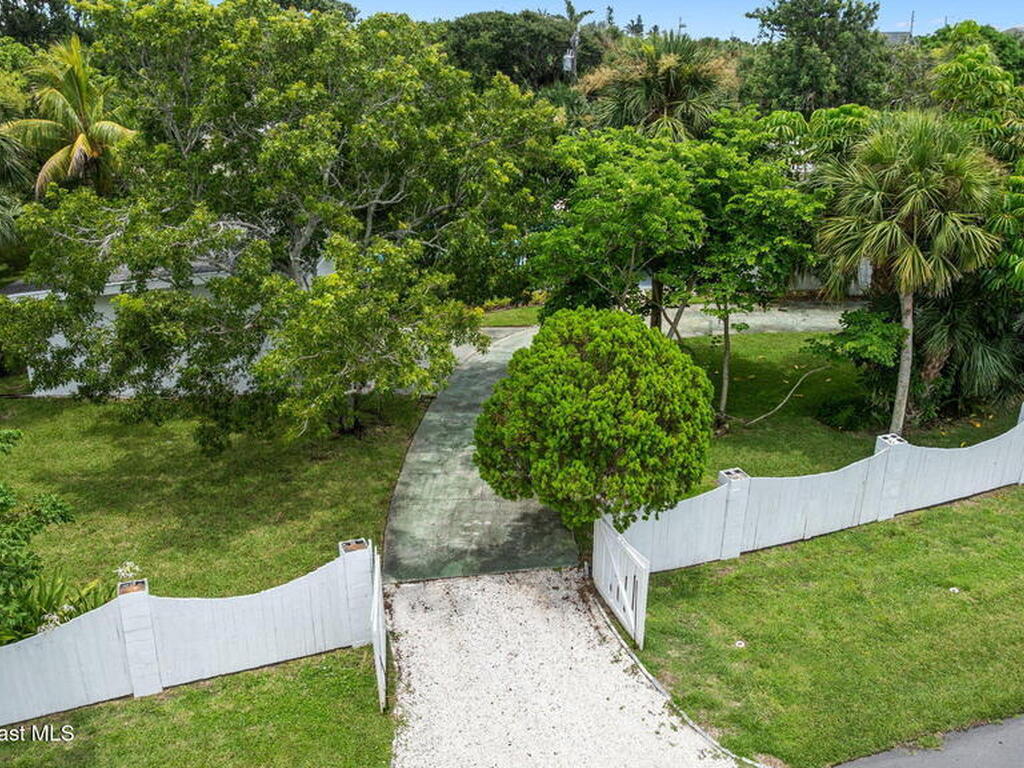 180 Ibis Drive, Melbourne Beach, FL 32951