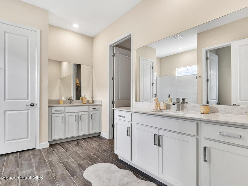 853 Antibes Court, Palm Bay, FL 32907