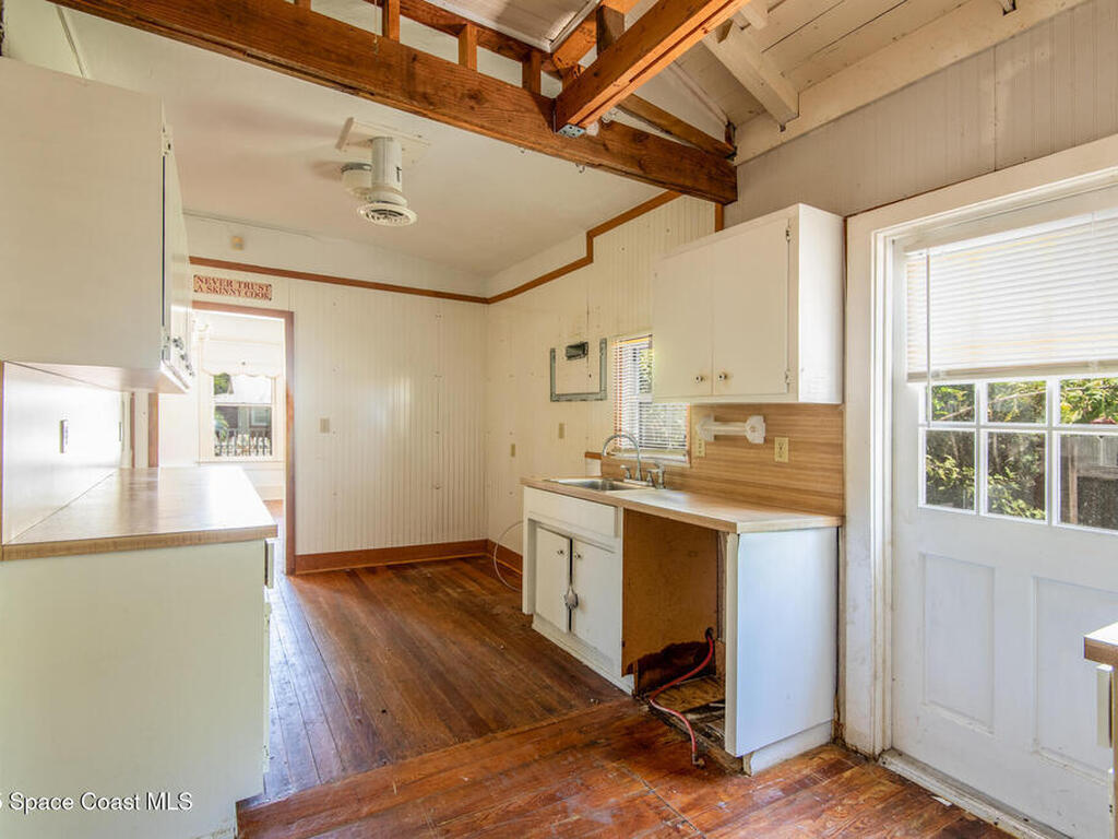 2101 Vernon Place, Melbourne, FL 32901