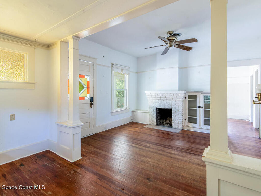 2101 Vernon Place, Melbourne, FL 32901