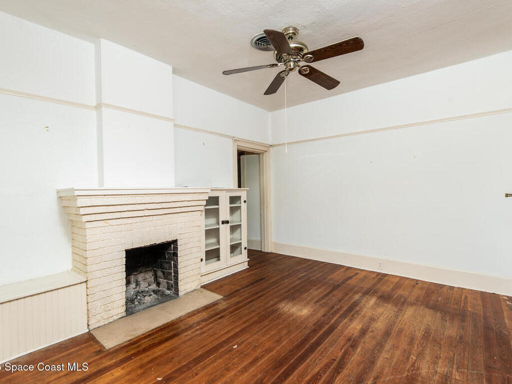 2101 Vernon Place, Melbourne, FL 32901