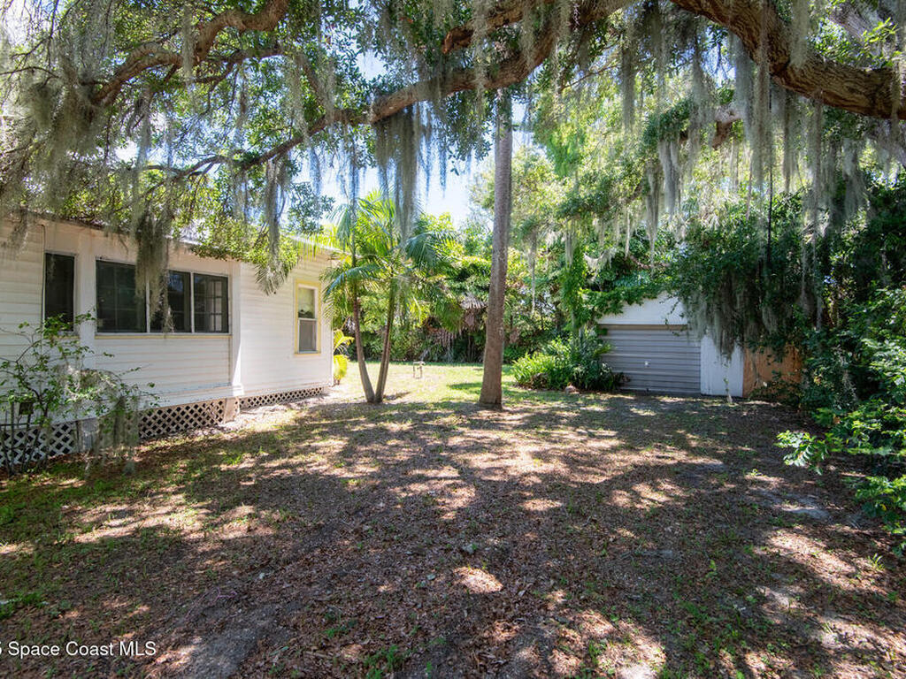 2101 Vernon Place, Melbourne, FL 32901