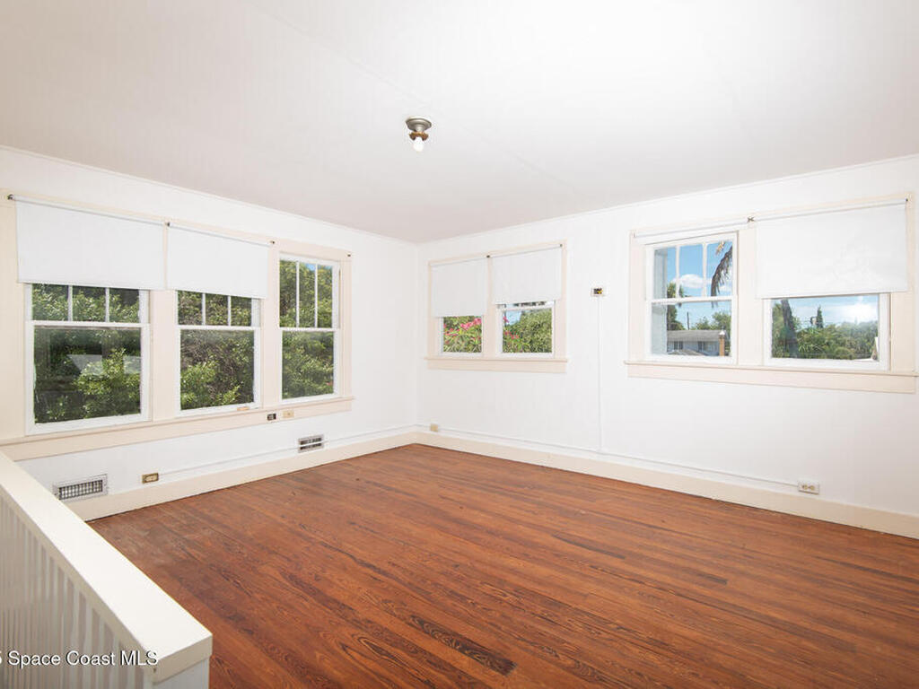 2101 Vernon Place, Melbourne, FL 32901