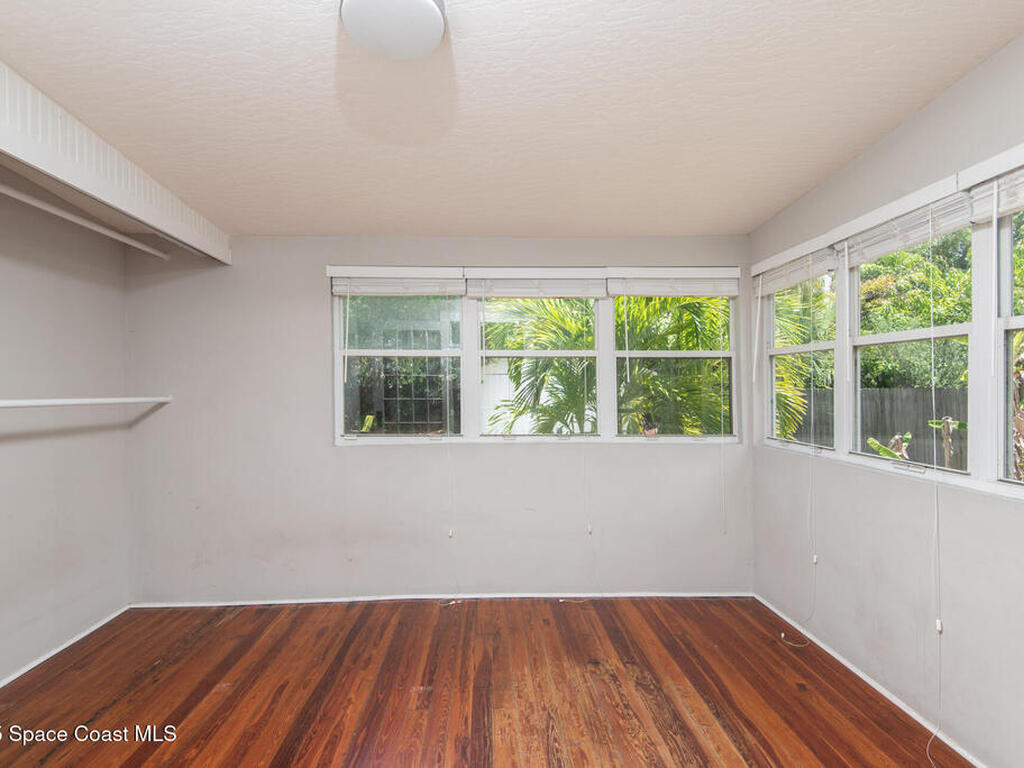 2013 Vernon Place, Melbourne, FL 32901