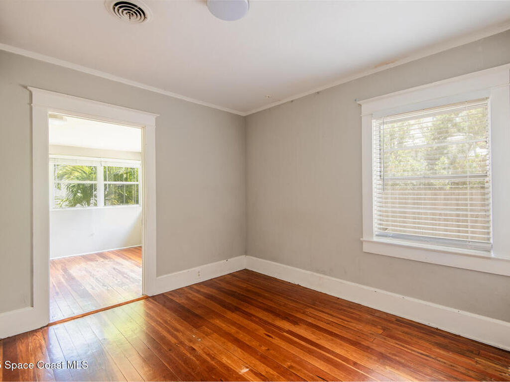 2013 Vernon Place, Melbourne, FL 32901