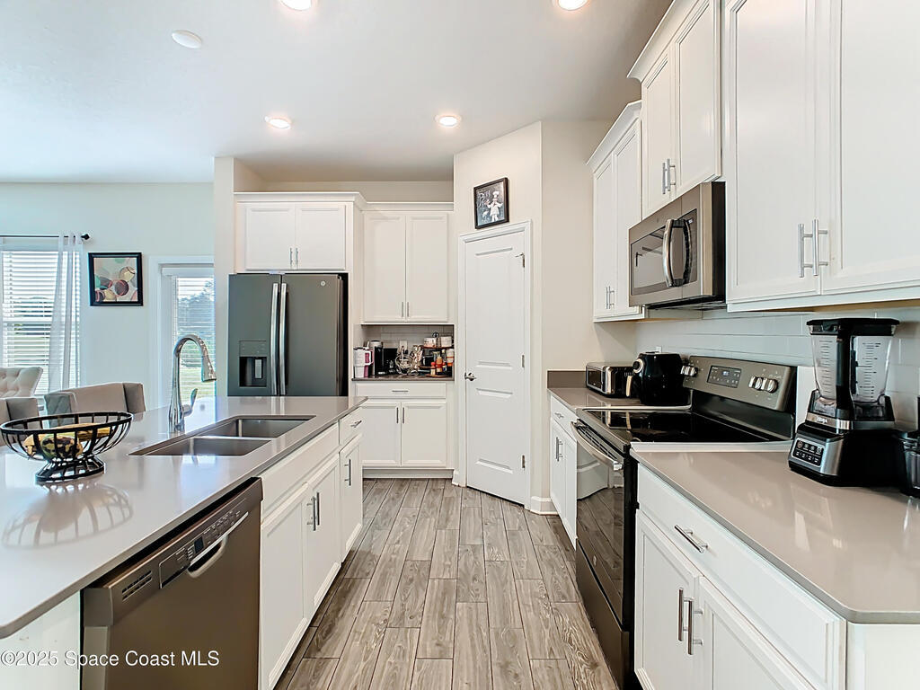 1059 Blackwolf Run Road, Davenport, FL 33896