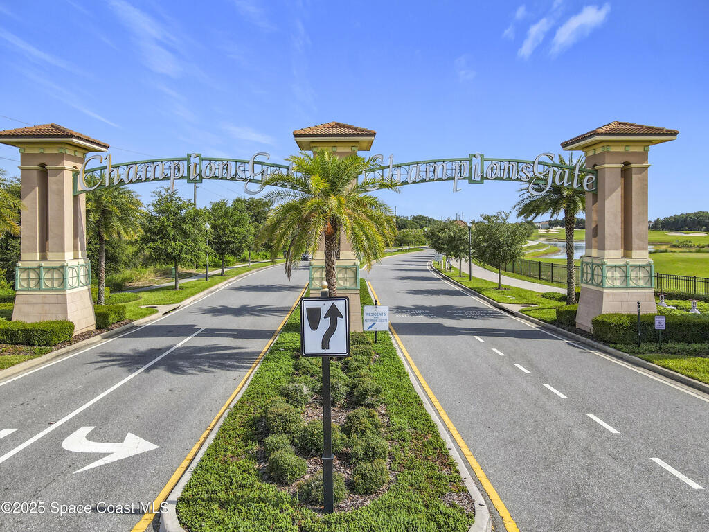 1059 Blackwolf Run Road, Davenport, FL 33896