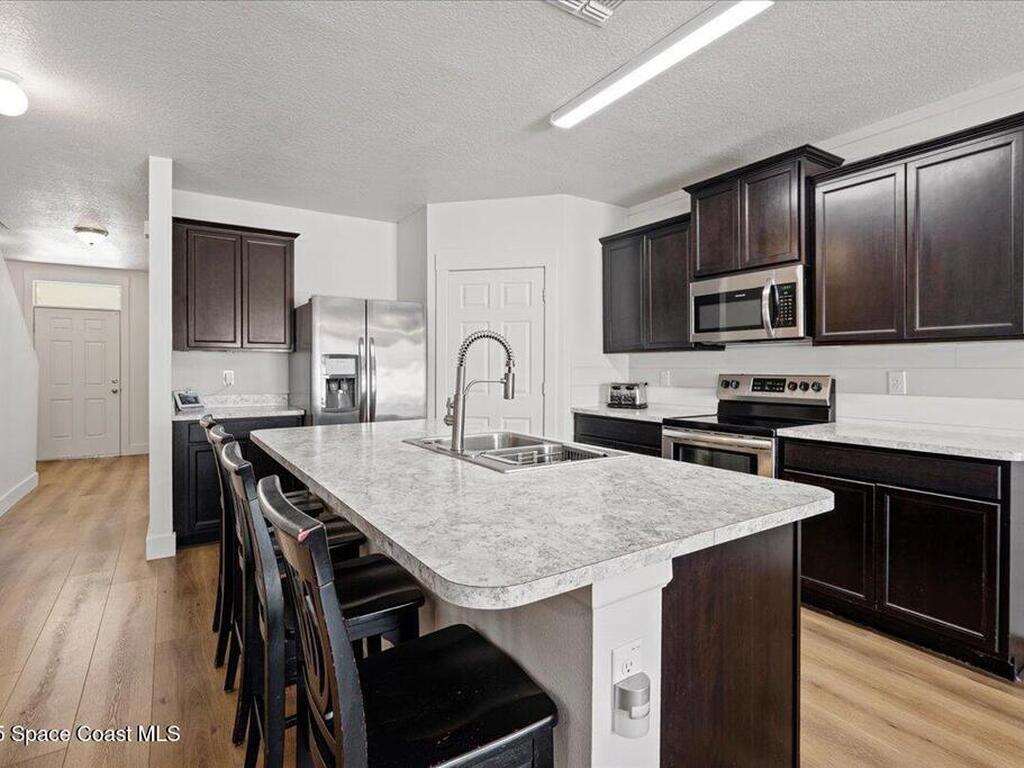 1120 Swiss Pointe Lane, Rockledge, FL 32955