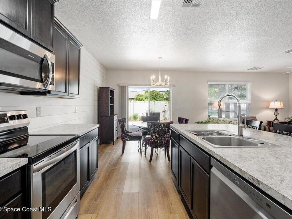 1120 Swiss Pointe Lane, Rockledge, FL 32955