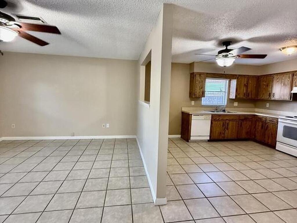 55 W Towne Place, Titusville, FL 32796
