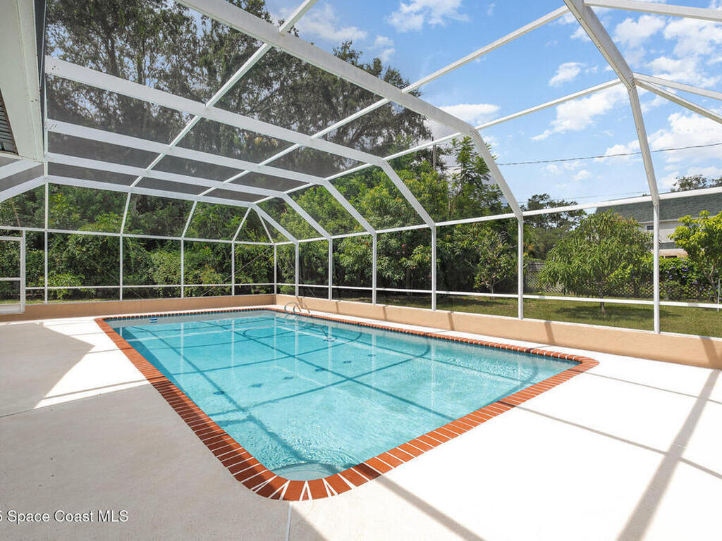 4245 Hillview Circle, Merritt Island, FL 32952