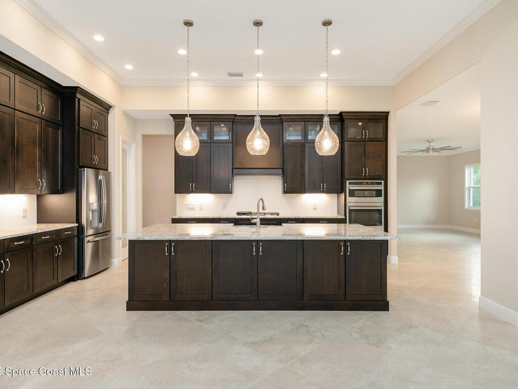 1081 Italia Court, Melbourne, FL 32940