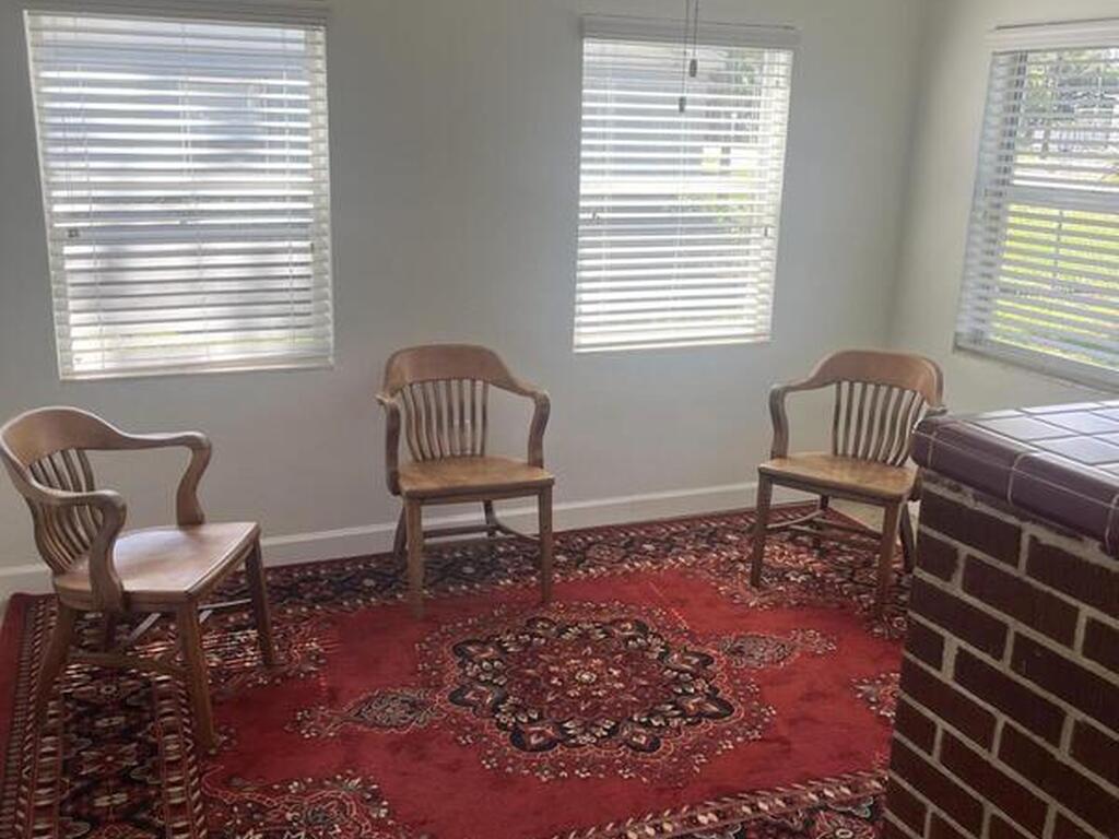 925 S Tropical Trail, Merritt Island, FL 32952