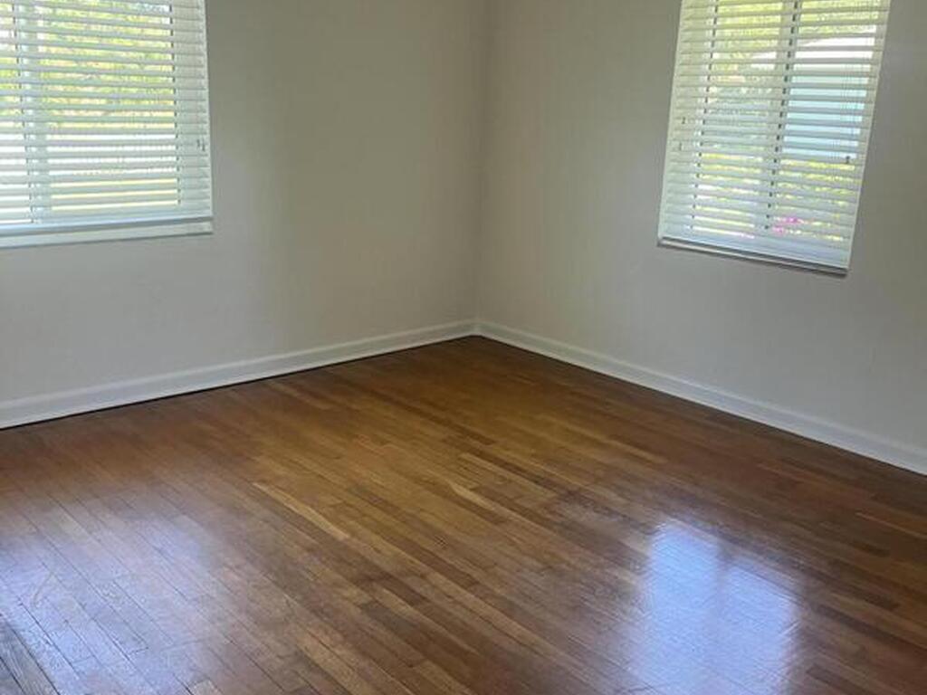925 S Tropical Trail, Merritt Island, FL 32952