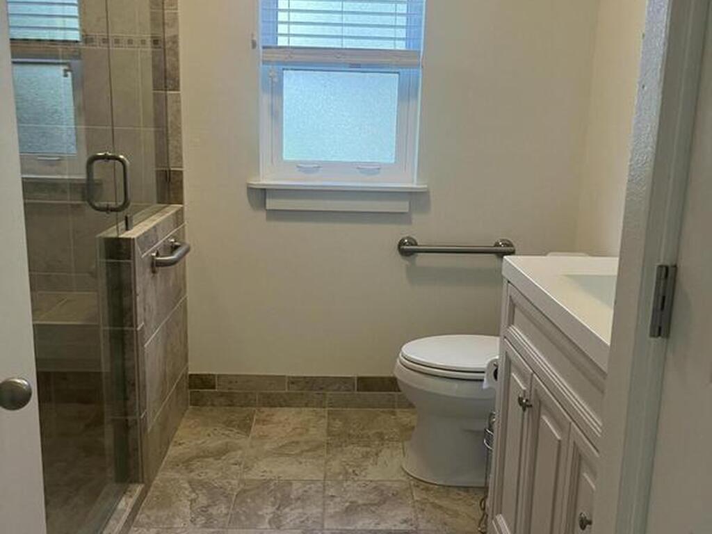 925 S Tropical Trail, Merritt Island, FL 32952