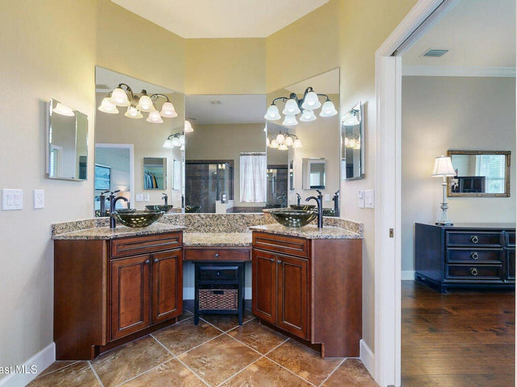 1522 Tralee Bay Avenue, Melbourne, FL 32940