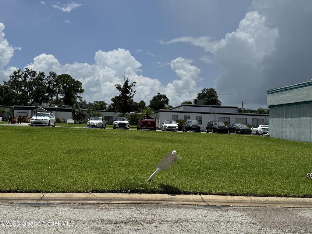 880 Century Medical Drive, Titusville, FL 32796