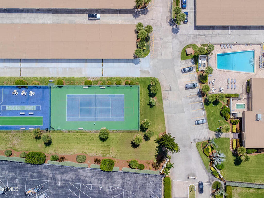 1830 N Atlantic Avenue, Cocoa Beach, FL 32931