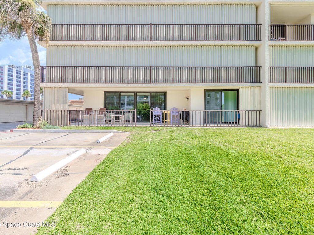 1830 N Atlantic Avenue, Cocoa Beach, FL 32931