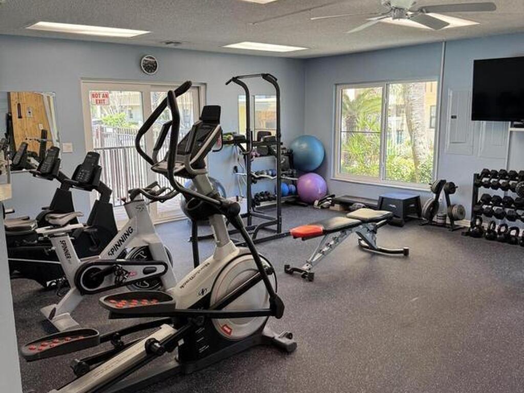 1830 N Atlantic Avenue, Cocoa Beach, FL 32931