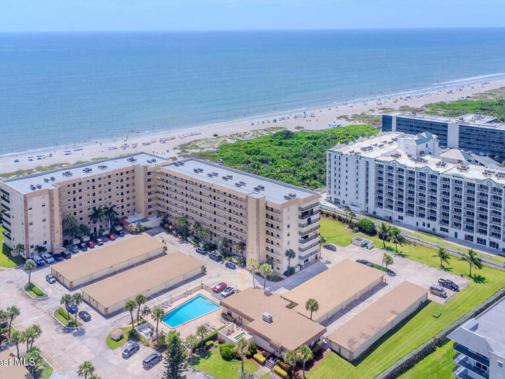 1830 N Atlantic Avenue, Cocoa Beach, FL 32931