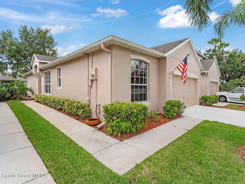 1910 Muirfield Way, Palm Bay, FL 32909