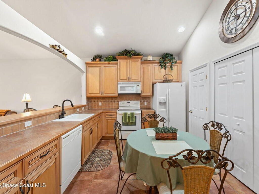 1910 Muirfield Way, Palm Bay, FL 32909