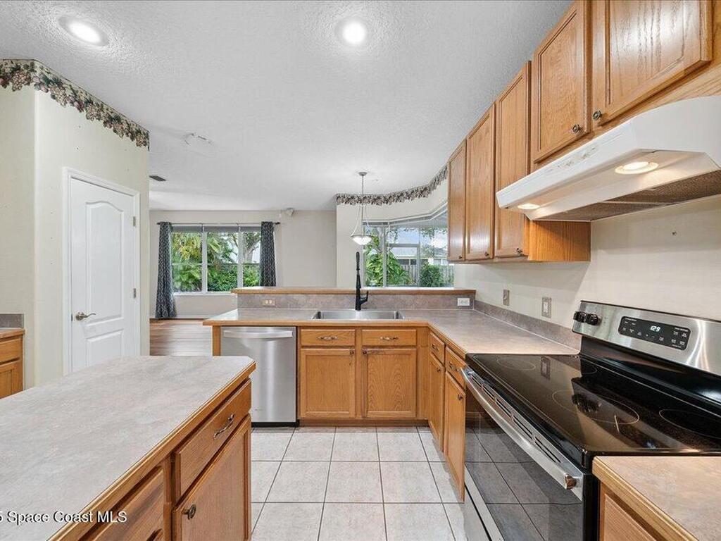 1375 Sanibel Lane, Merritt Island, FL 32952