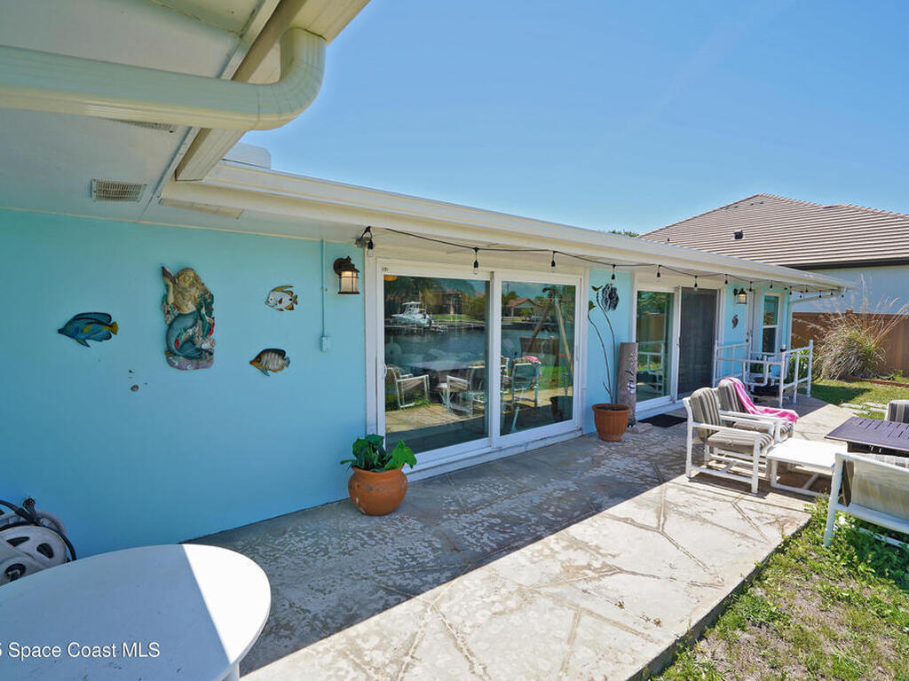 247 Antigua Drive, Cocoa Beach, FL 32931