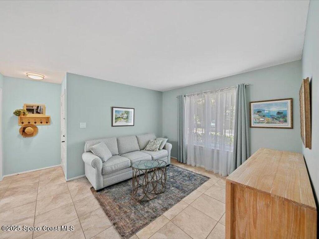 225 S Tropical Trail, Merritt Island, FL 32952