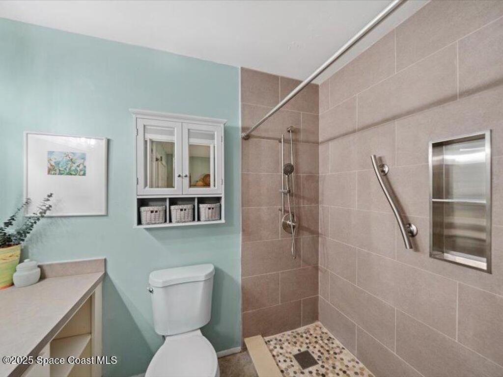 225 S Tropical Trail, Merritt Island, FL 32952