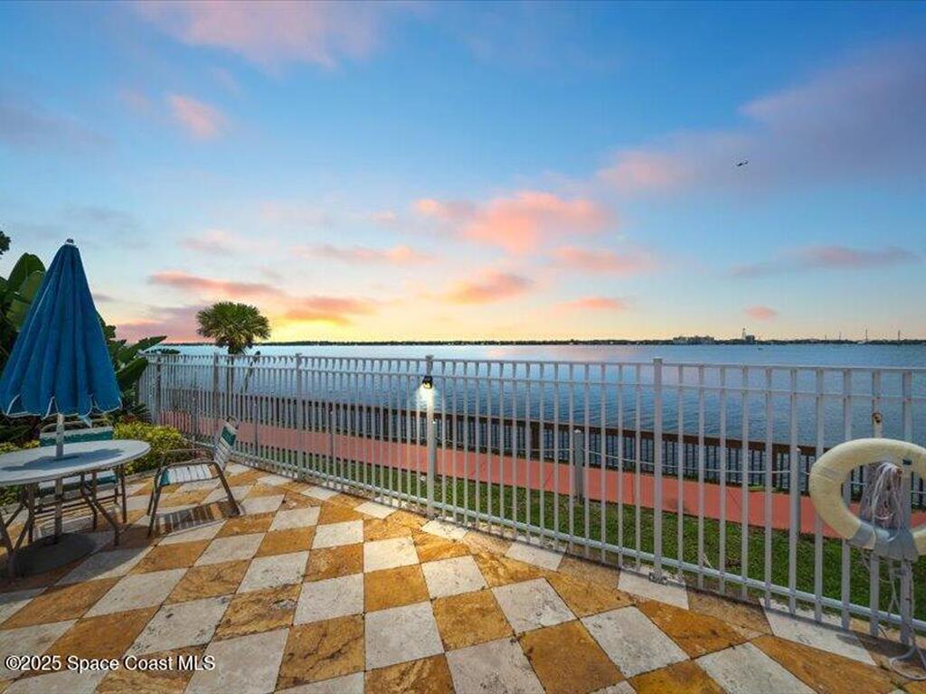 225 S Tropical Trail, Merritt Island, FL 32952