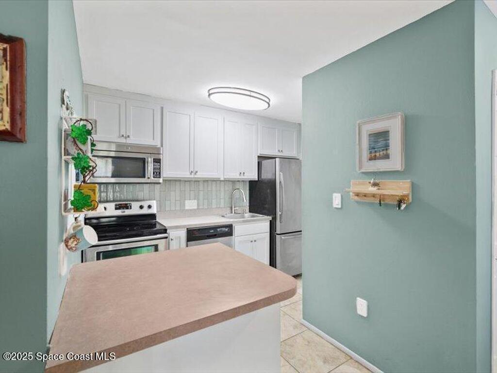 225 S Tropical Trail, Merritt Island, FL 32952