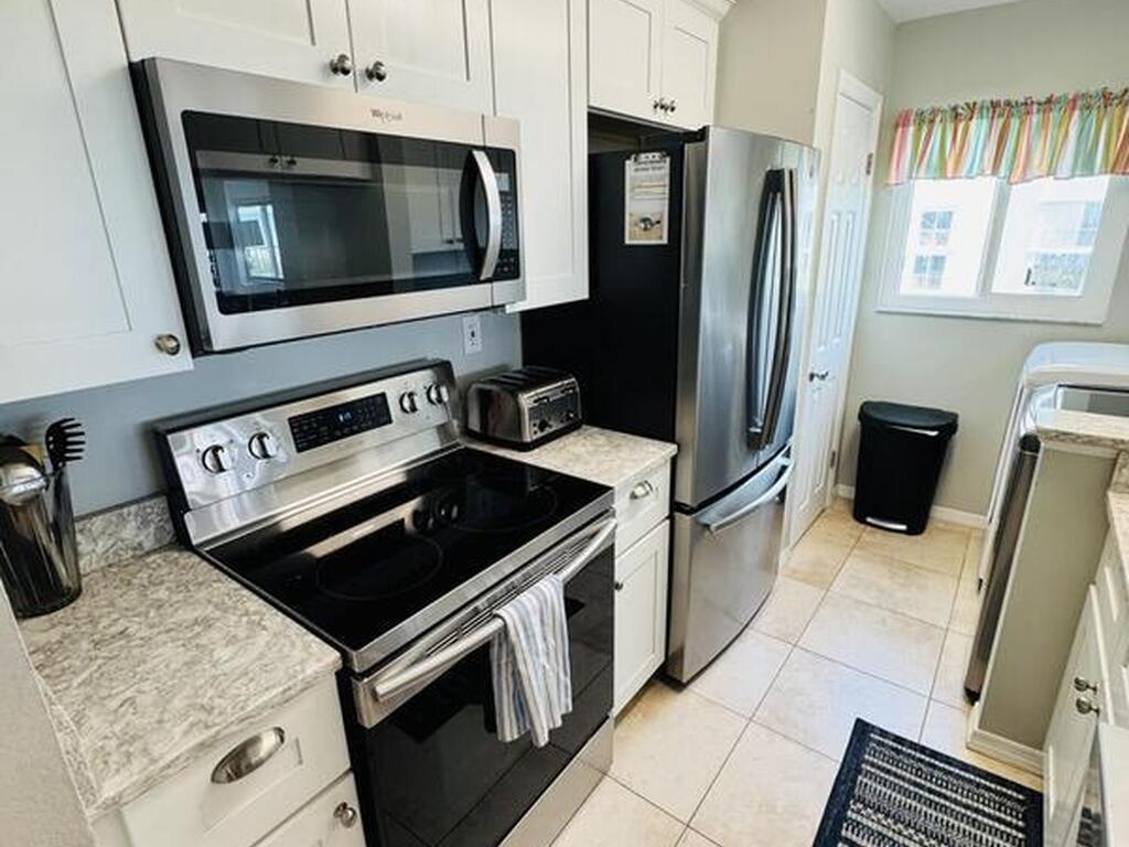 299 N Atlantic Avenue, Cocoa Beach, FL 32931
