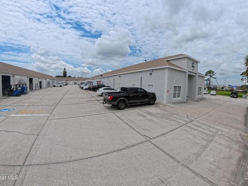 2825 Business Center Boulevard, Melbourne, FL 32940