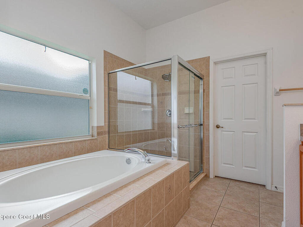 3145 Soft Breeze Circle, Melbourne, FL 32904