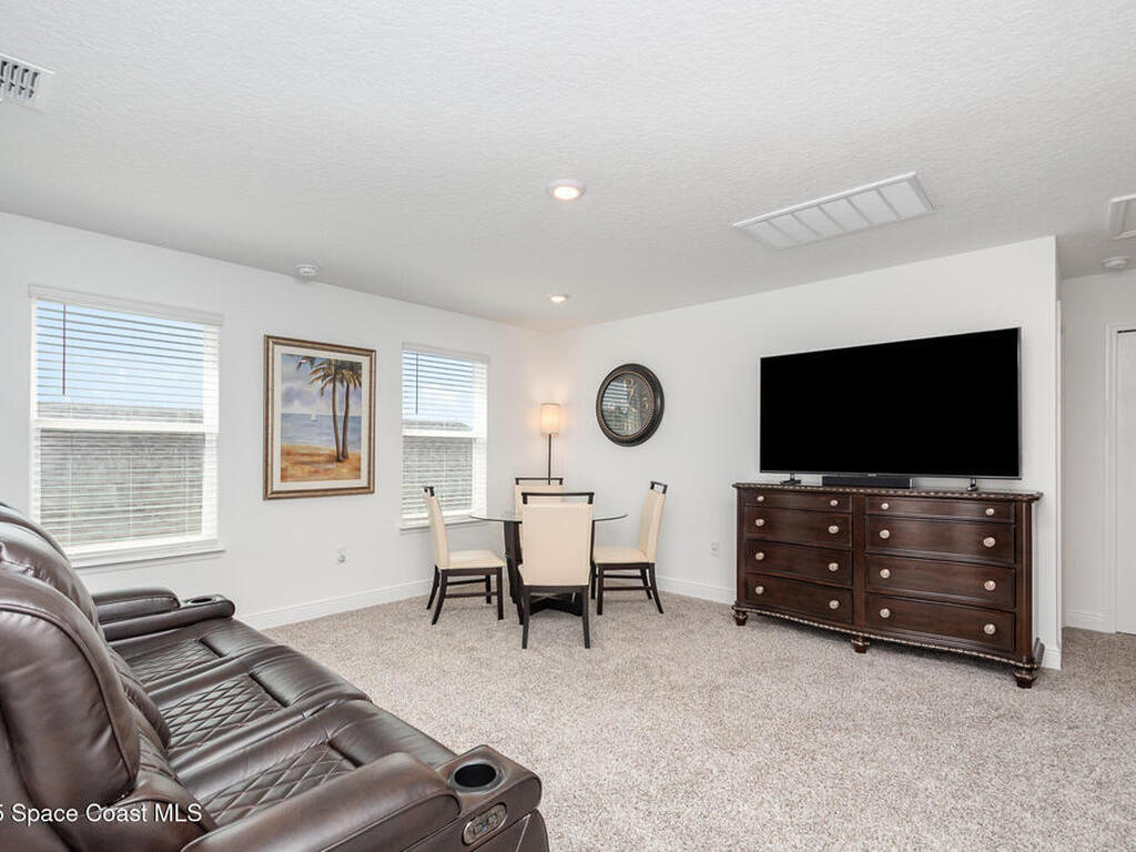 161 Pitching Wedge Drive, Daytona Beach, FL 32124