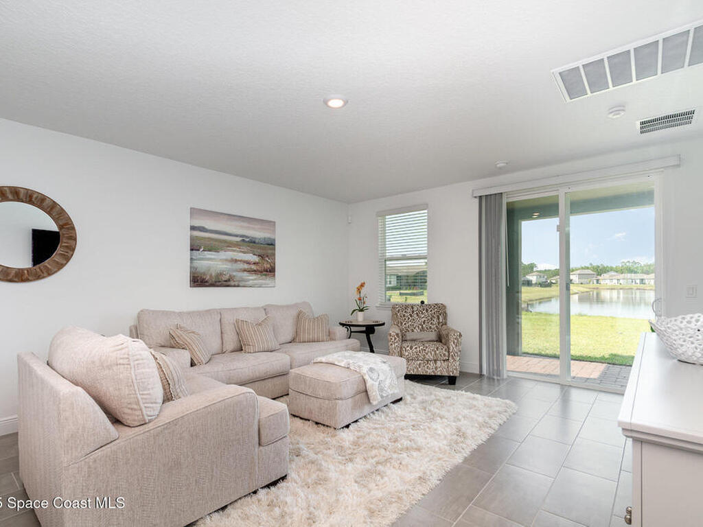 161 Pitching Wedge Drive, Daytona Beach, FL 32124