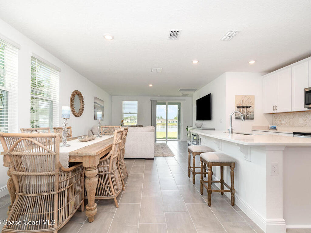 161 Pitching Wedge Drive, Daytona Beach, FL 32124