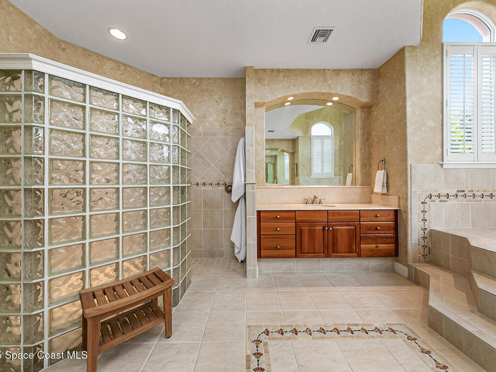425 Baytree Drive, Suntree, FL 32940