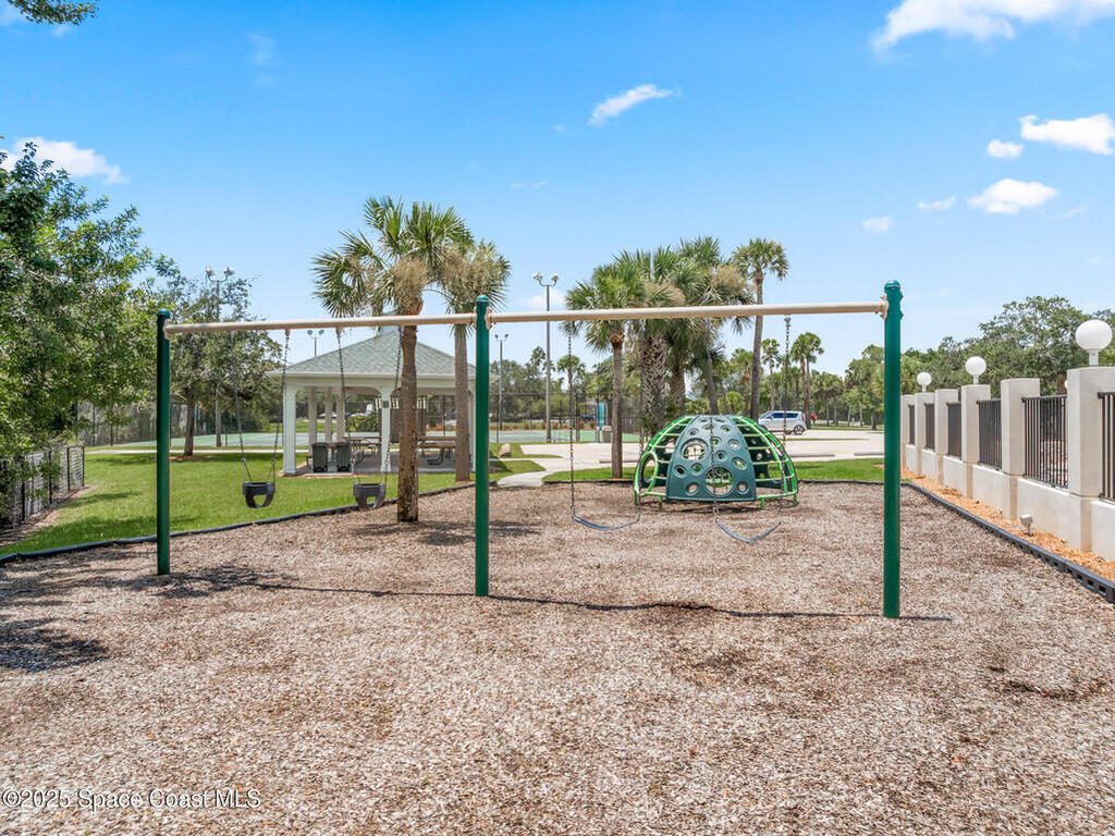 425 Baytree Drive, Suntree, FL 32940