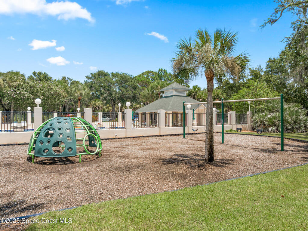 425 Baytree Drive, Suntree, FL 32940