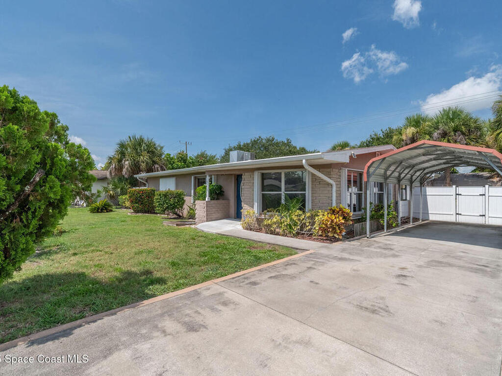 421 4th Street, Merritt Island, FL 32953