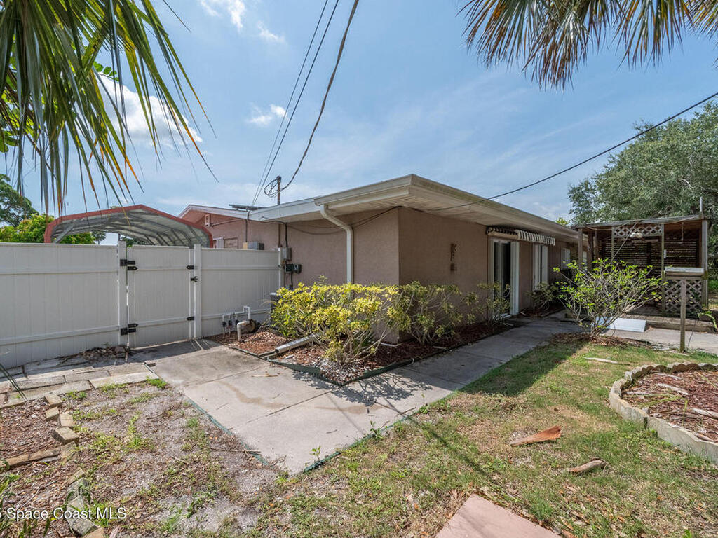 421 4th Street, Merritt Island, FL 32953